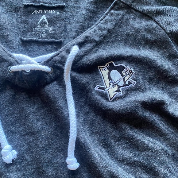 Pittsburg Penguins Pullover! - Picture 2 of 3